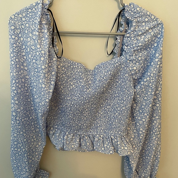 Floral long sleeve - Picture 3 of 3